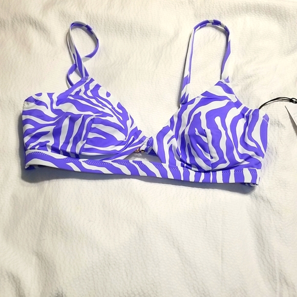 NWT UNDERWIRE REMOVABLE PADS SPORTS SWIM YOGA BRA TOP SWIMSUIT TOP - Picture 1 of 7